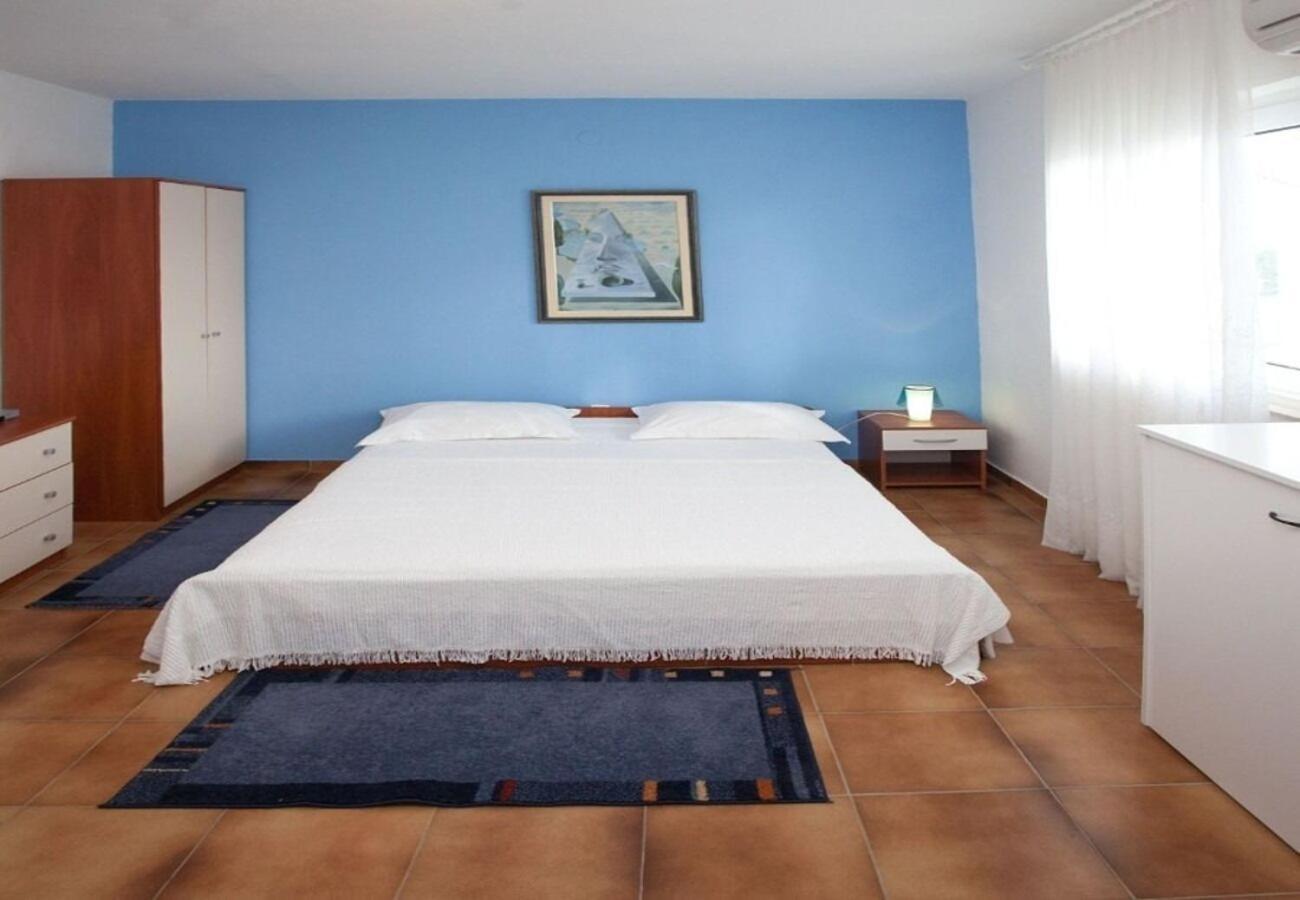 Apartments Filip Trogir Zewnętrze zdjęcie
